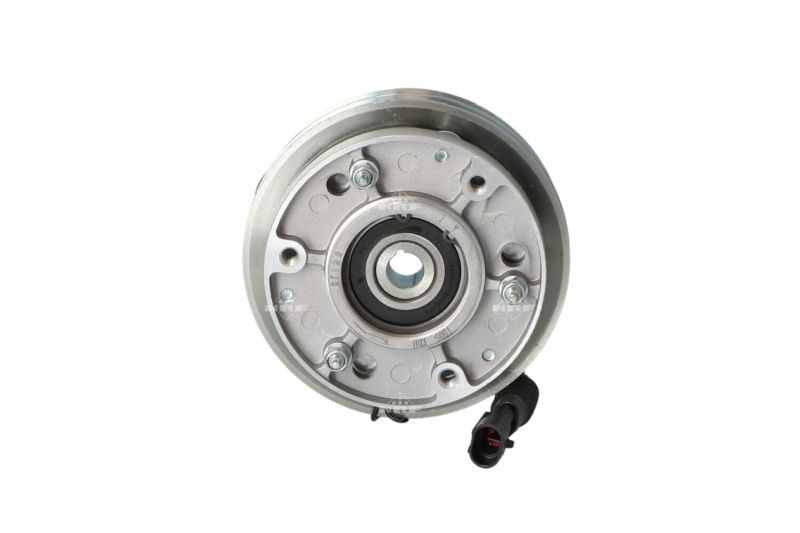 Sankaba, radiatoriaus ventiliatorius NRF 49703