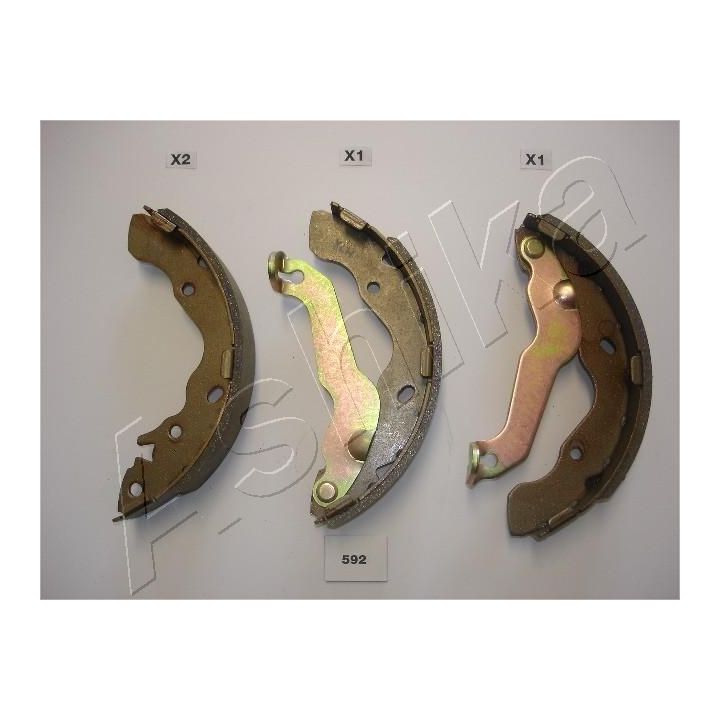 Stabdžių trinkelių komplektas ASHIKA 55-05-592