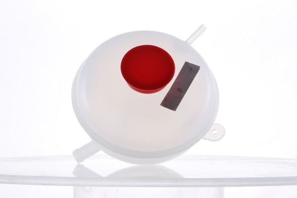 Išsiplėtimo bakelis, aušinimo skystis MAHLE CRT 136 000S