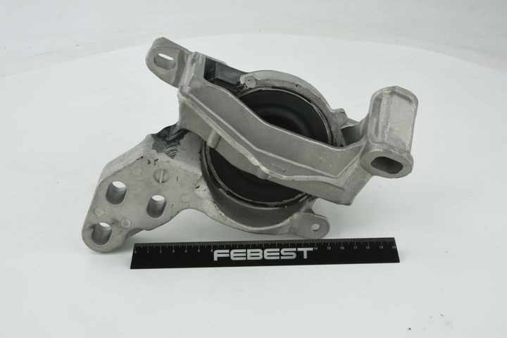 Variklio montavimas FEBEST MZM-KERH