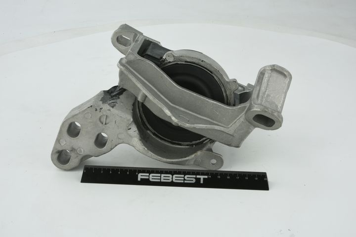 Variklio montavimas FEBEST MZM-KERH