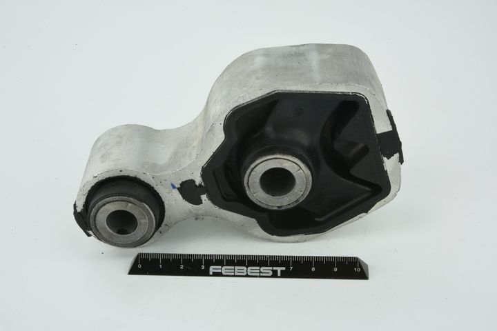 Variklio montavimas FEBEST MZM-KERR