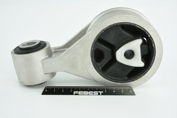 Variklio montavimas FEBEST NM-T31RH