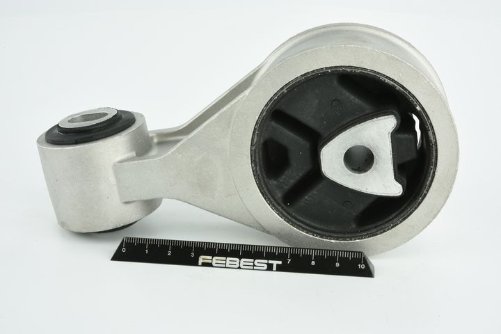 Variklio montavimas FEBEST NM-T31RH