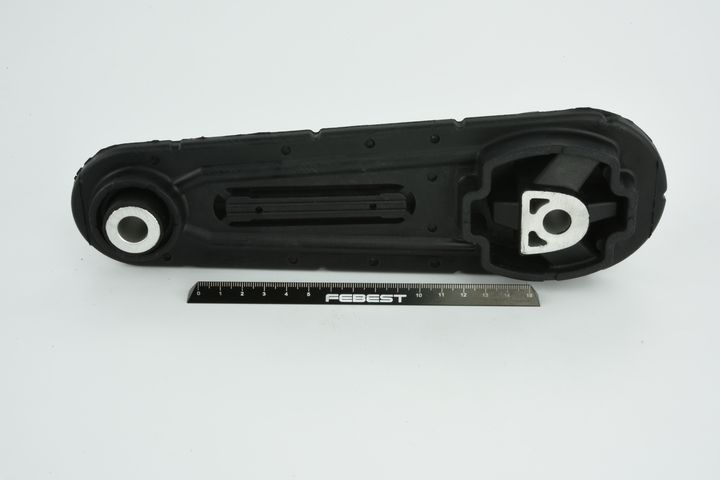 Variklio montavimas FEBEST RNM-LOG14LH