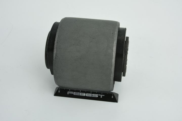 Valdymo svirties/išilginių svirčių įvorė FEBEST CDAB-001