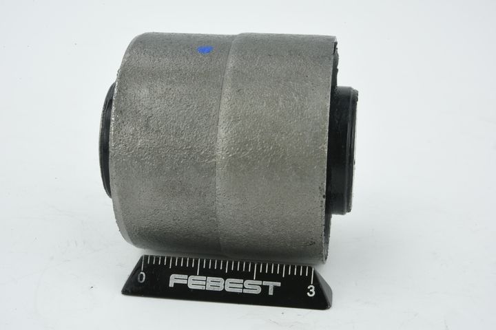 Valdymo svirties/išilginių svirčių įvorė FEBEST FDAB-017