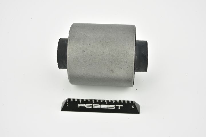 Valdymo svirties/išilginių svirčių įvorė FEBEST HYAB-ENR3