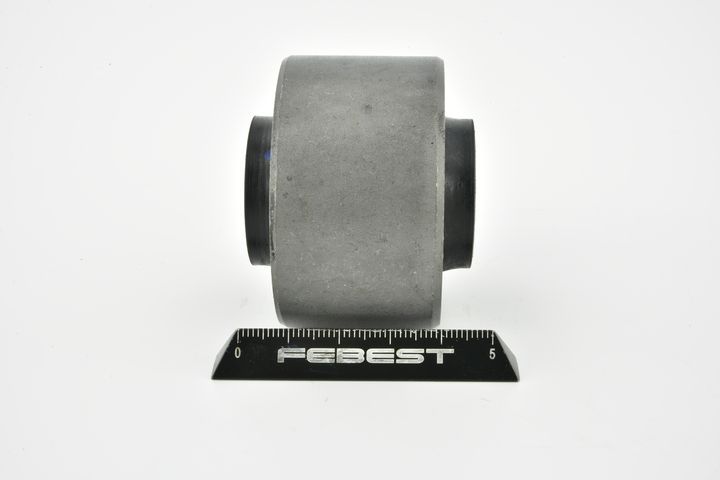 Valdymo svirties/išilginių svirčių įvorė FEBEST HYAB-SANC3