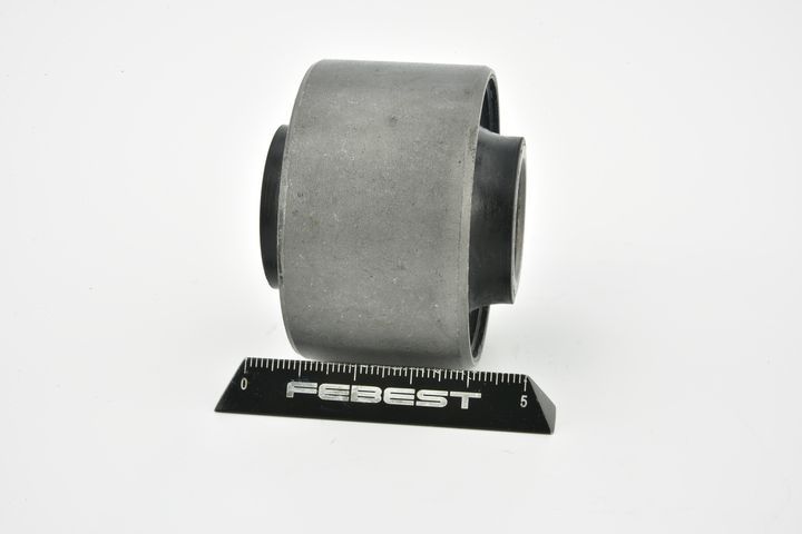 Valdymo svirties/išilginių svirčių įvorė FEBEST HYAB-SANC3