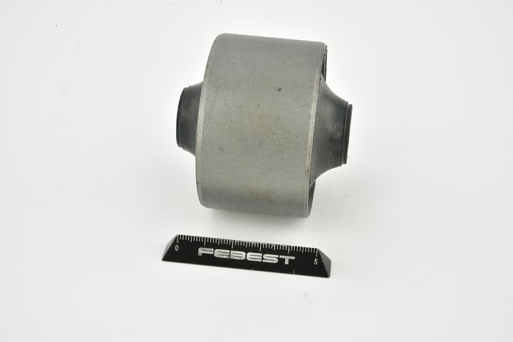 Valdymo svirties/išilginių svirčių įvorė FEBEST HYAB-SFB