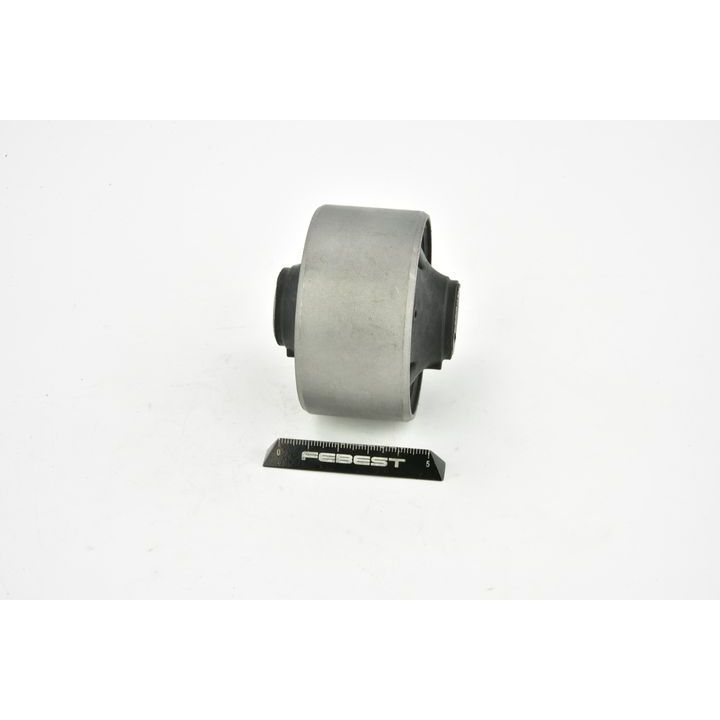 Valdymo svirties/išilginių svirčių įvorė FEBEST HYAB-SON14F