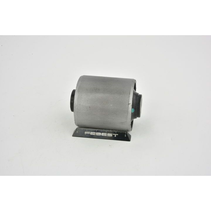 Valdymo svirties/išilginių svirčių įvorė FEBEST ISAB-004