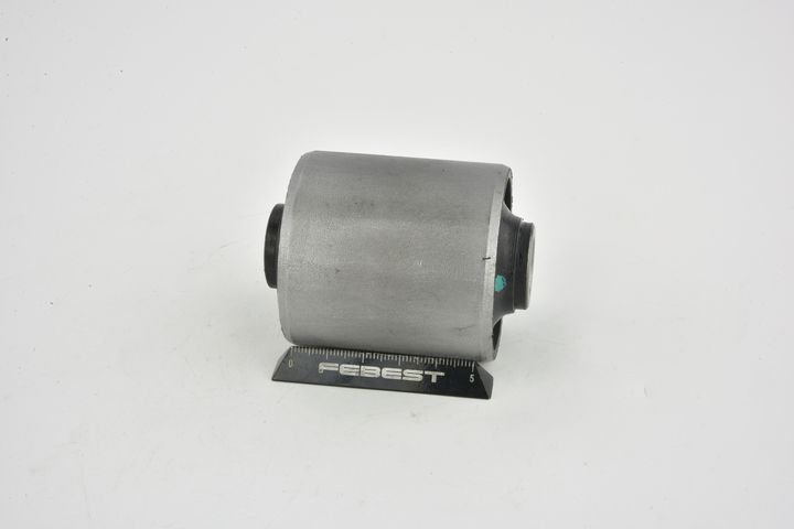 Valdymo svirties/išilginių svirčių įvorė FEBEST ISAB-004