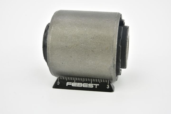 Valdymo svirties/išilginių svirčių įvorė FEBEST LRAB-022