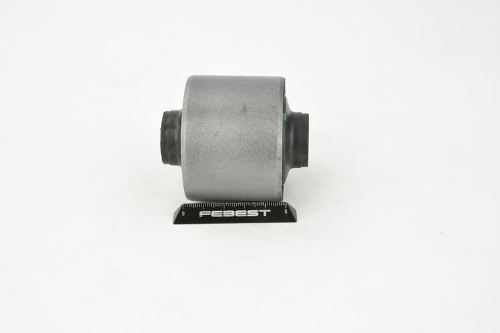 Valdymo svirties/išilginių svirčių įvorė FEBEST MAB-092