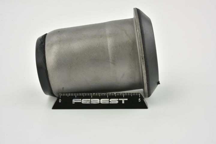 Valdymo svirties/išilginių svirčių įvorė FEBEST MZAB-018