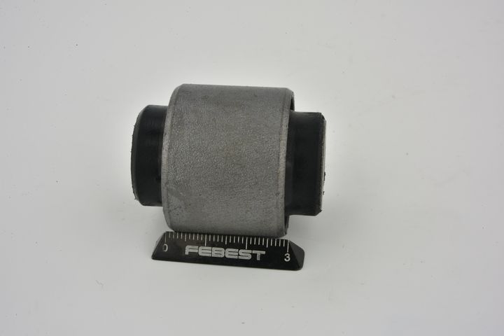 Valdymo svirties/išilginių svirčių įvorė FEBEST MZAB-037