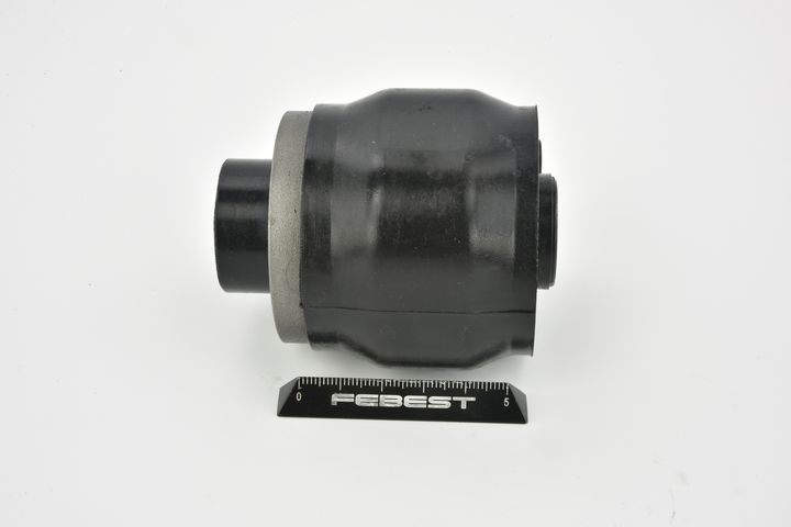 Valdymo svirties/išilginių svirčių įvorė FEBEST MZAB-043