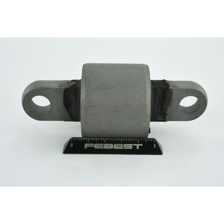 Valdymo svirties/išilginių svirčių įvorė FEBEST MZAB-044