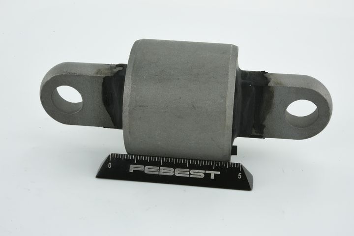 Valdymo svirties/išilginių svirčių įvorė FEBEST MZAB-044