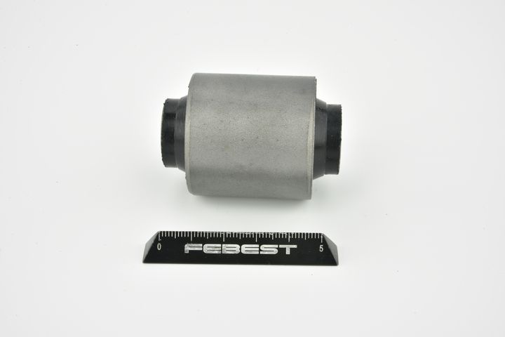 Valdymo svirties/išilginių svirčių įvorė FEBEST MZAB-084