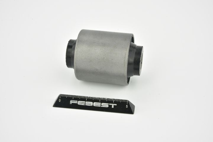 Valdymo svirties/išilginių svirčių įvorė FEBEST MZAB-084