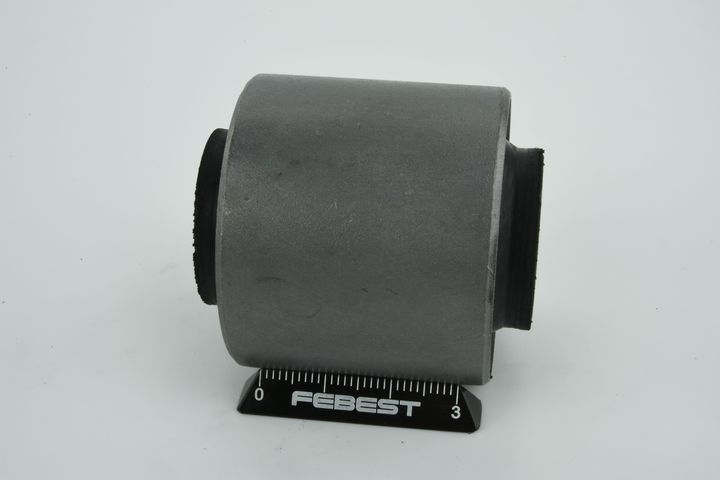 Valdymo svirties/išilginių svirčių įvorė FEBEST MZAB-085