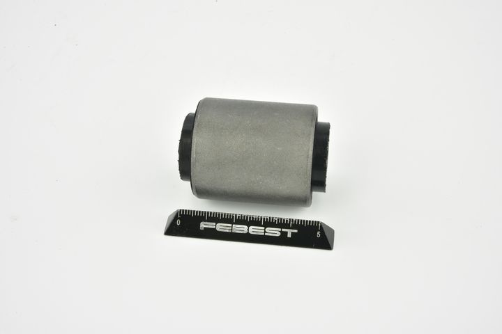 Valdymo svirties/išilginių svirčių įvorė FEBEST MZAB-098MS