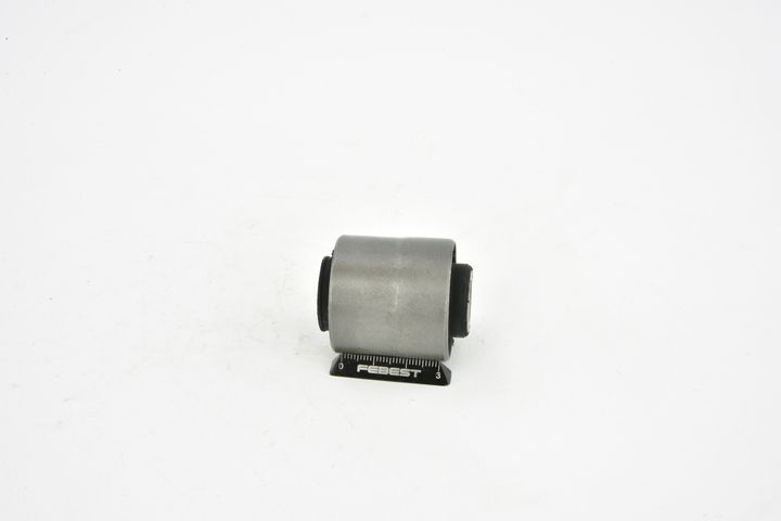 Valdymo svirties/išilginių svirčių įvorė FEBEST MZAB-103