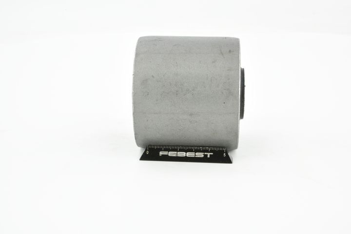 Valdymo svirties/išilginių svirčių įvorė FEBEST MZAB-105