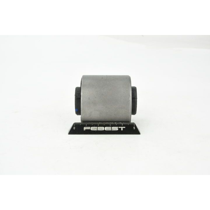 Valdymo svirties/išilginių svirčių įvorė FEBEST MZAB-114