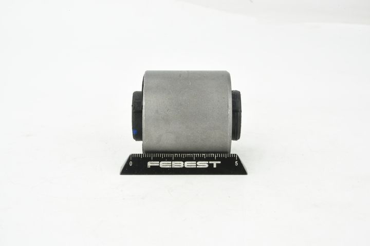 Valdymo svirties/išilginių svirčių įvorė FEBEST MZAB-114