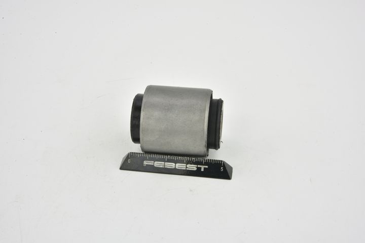 Valdymo svirties/išilginių svirčių įvorė FEBEST MZAB-125