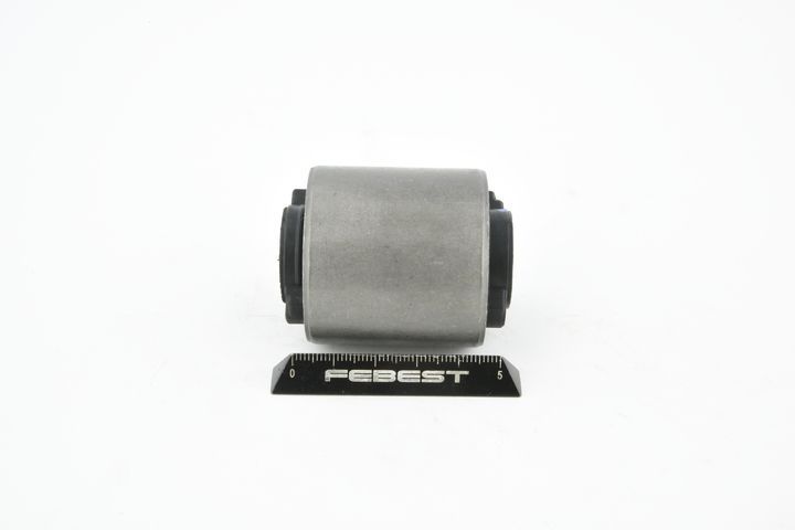 Valdymo svirties/išilginių svirčių įvorė FEBEST MZAB-146