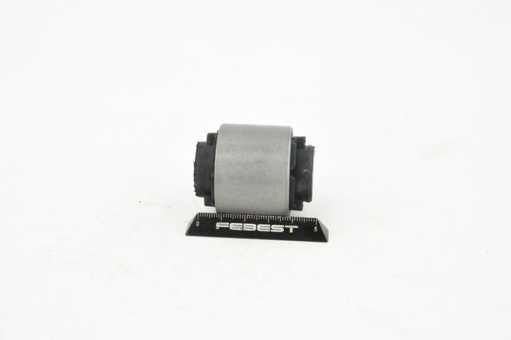 Valdymo svirties/išilginių svirčių įvorė FEBEST MZAB-148