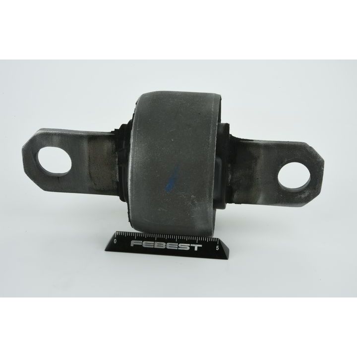 Valdymo svirties/išilginių svirčių įvorė FEBEST MZAB-152