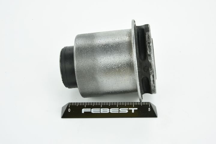 Valdymo svirties/išilginių svirčių įvorė FEBEST MZAB-154