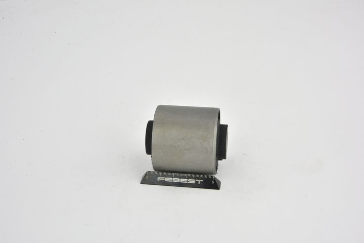 Valdymo svirties/išilginių svirčių įvorė FEBEST NAB-076