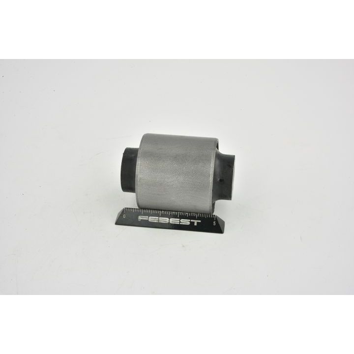 Valdymo svirties/išilginių svirčių įvorė FEBEST NAB-E51S