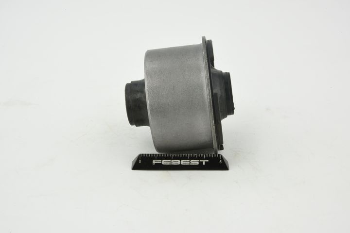 Valdymo svirties/išilginių svirčių įvorė FEBEST TAB-185