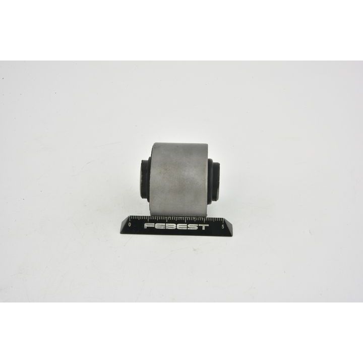 Valdymo svirties/išilginių svirčių įvorė FEBEST TAB-483