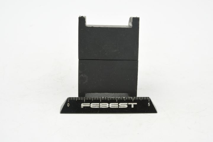 Skersinio stabilizatoriaus įvorių komplektas FEBEST KSB-SORR