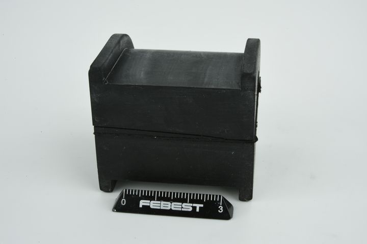 Skersinio stabilizatoriaus įvorių komplektas FEBEST MZSB-008