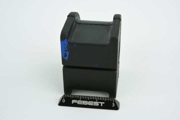 Skersinio stabilizatoriaus įvorių komplektas FEBEST MZSB-MPVF00