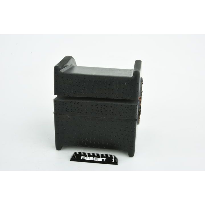 Skersinio stabilizatoriaus įvorių komplektas FEBEST TSB-UVF46F