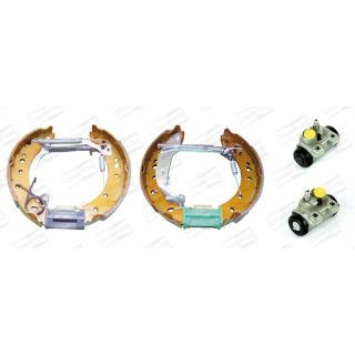 Stabdžių trinkelių komplektas CHAMPION 381425CH