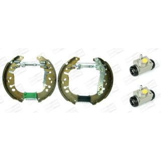 Stabdžių trinkelių komplektas CHAMPION 381504CH