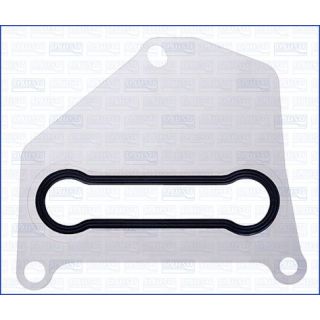 Tarpiklis, alyvos filtras AJUSA 01390500