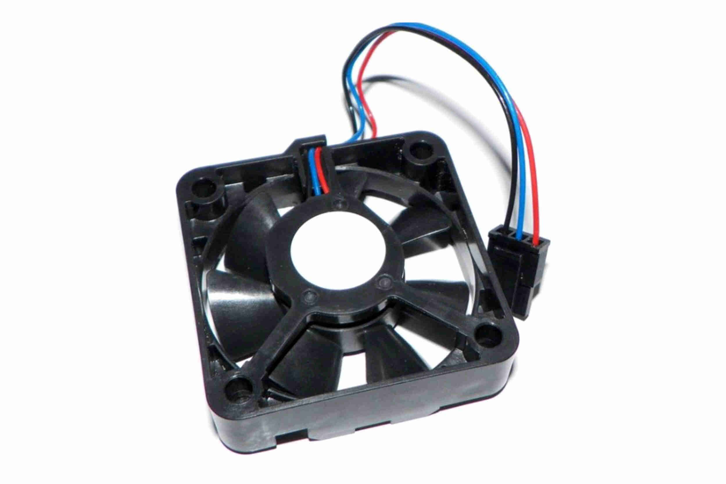 Ventiliatorius, priekinis žibintas VEMO V20-73-0311